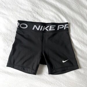 Nike Pro Shorts 🖤